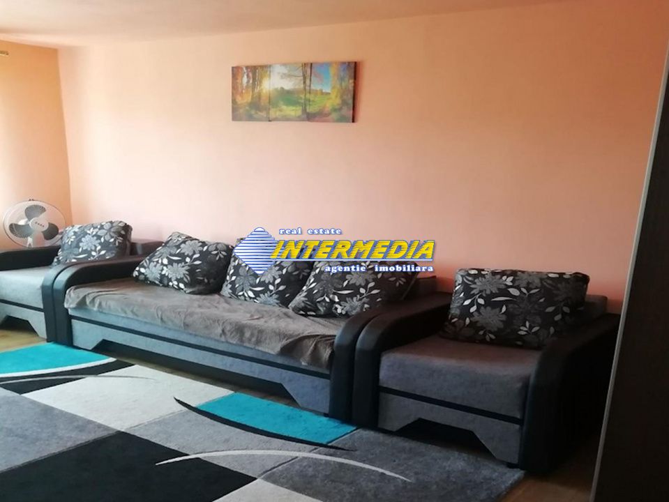 Apartament 2 camere de inchiriat Alba Iulia zona Tolstoi mobilat utilat complet – fotografia 1 din 9