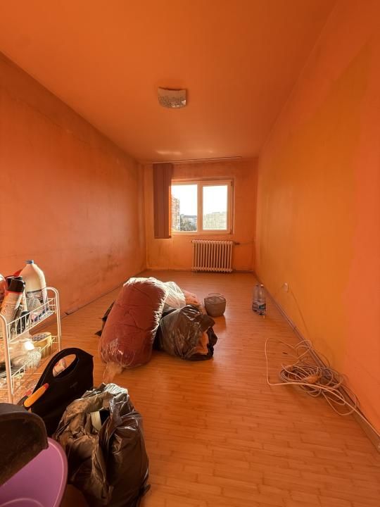 Apartament 3 camere, etaj 2, semidecomandat - Piata Doina – fotografia 4 din 9