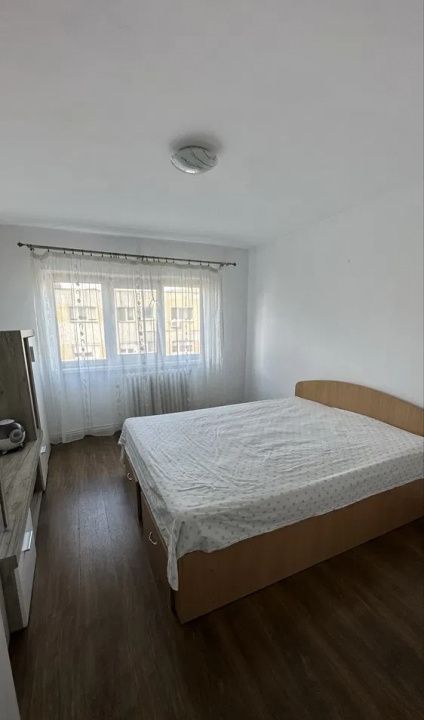 Vanzare Apartament 2 camere Decomandat 50 mp. Finisat Mobilat Utilat Complet – fotografia 1 din 8