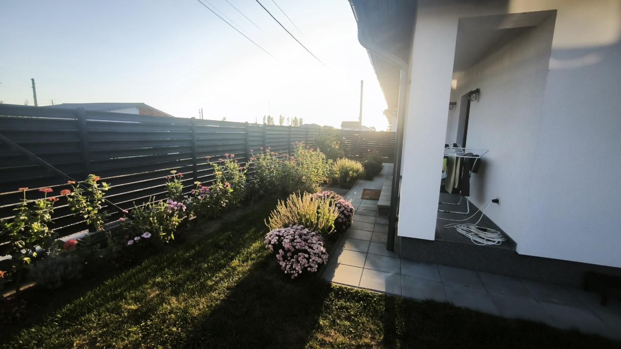 BRADU | Casa individuala| Teren 400 mp | Mobilata și utilată – fotografia 3 din 11