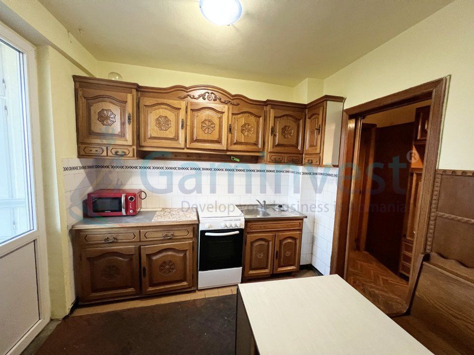 Apartament de inchiriat cu 3 camere Blv. Dacia, Oradea, Pet Friendly – fotografia 5 din 14