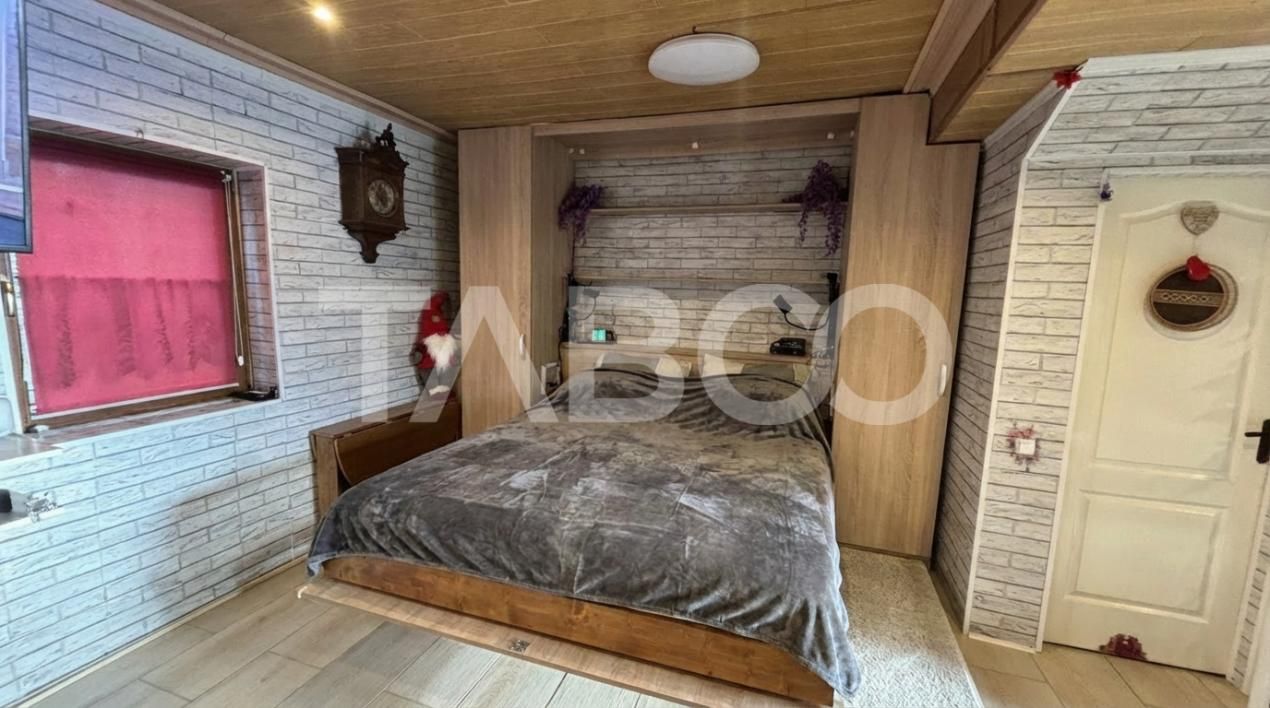 Casa individuala 4 camere cu pompa de caldura si panouri fotovoltaice – fotografia 3 din 18