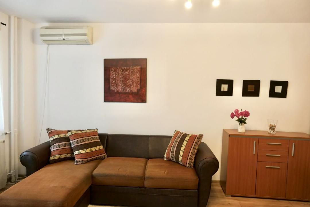 Apartamentul dintre parcuri – fotografia 4 din 16