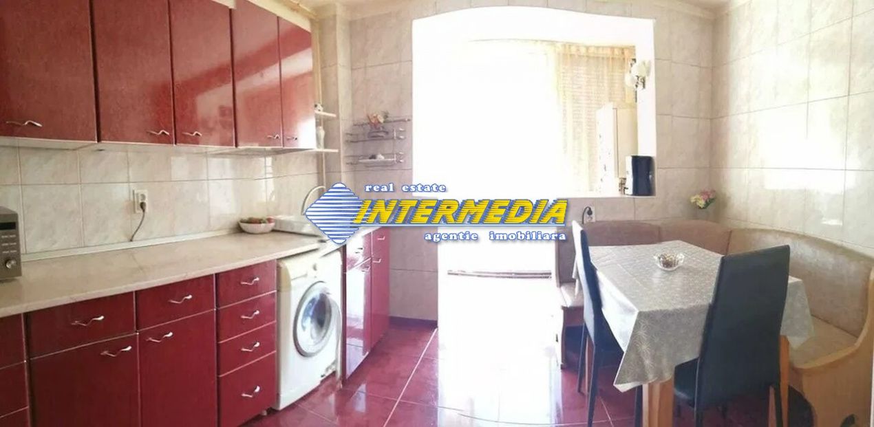 Apartament 2 Camere decomandat de vanzare zona Centru in Alba Iulia finisat – fotografia 1 din 9