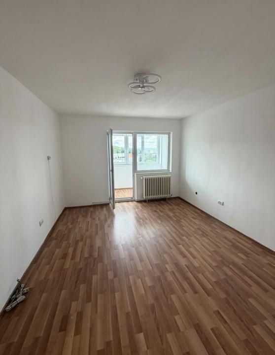 Apartament 2 camere decomandate în Manastur etaj intermediar – fotografia 2 din 6