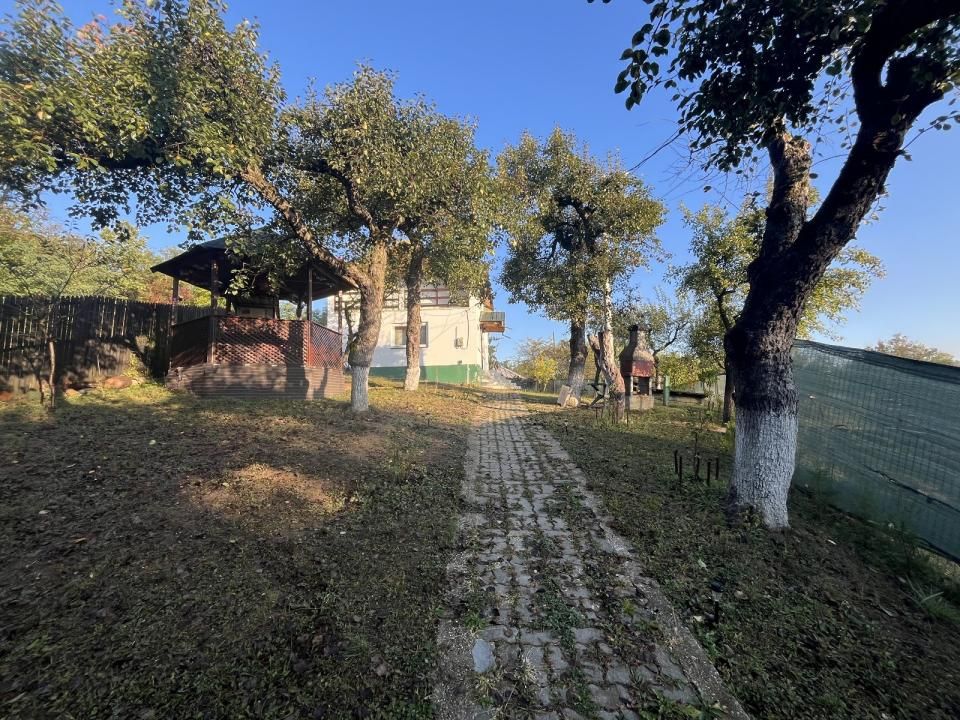 Casă P+M cu vedere spre pădure și teren de 866 mp in Magura Hulubesti – fotografia 32 din 41