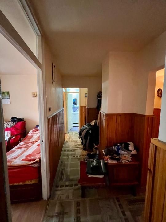 Apartament 4 camere, decomandat, 76mp utili, etaj 1 - Zona Soarelui – fotografia 10 din 12