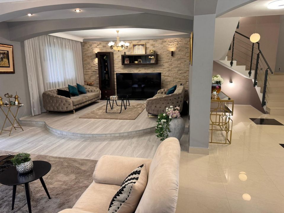Vilă, mobilată, 350 mp utili, D+P+E | Bună Ziua – fotografia 1 din 20
