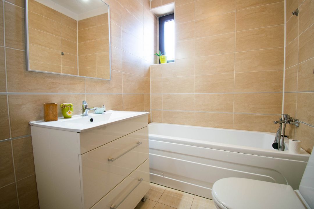 2 camere, mobilat și utilat complet,Drumul Fermei 74,Metrou 8 minute – fotografia 7 din 12
