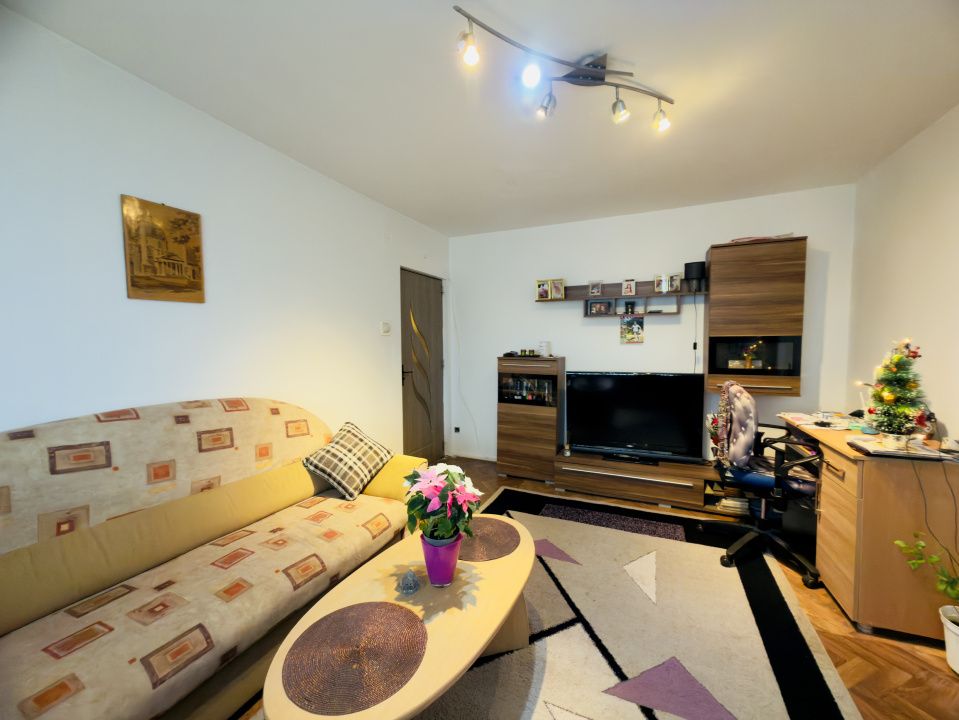 Apartament 3 camere, semidecomandat, 53mp utili, zona Girocului – fotografia 1 din 16