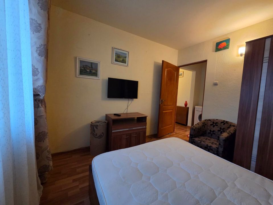 DE VANZARE-APARTAMENT 3 CAMERE-ALEXANDRU CEL BUN – fotografia 6 din 11