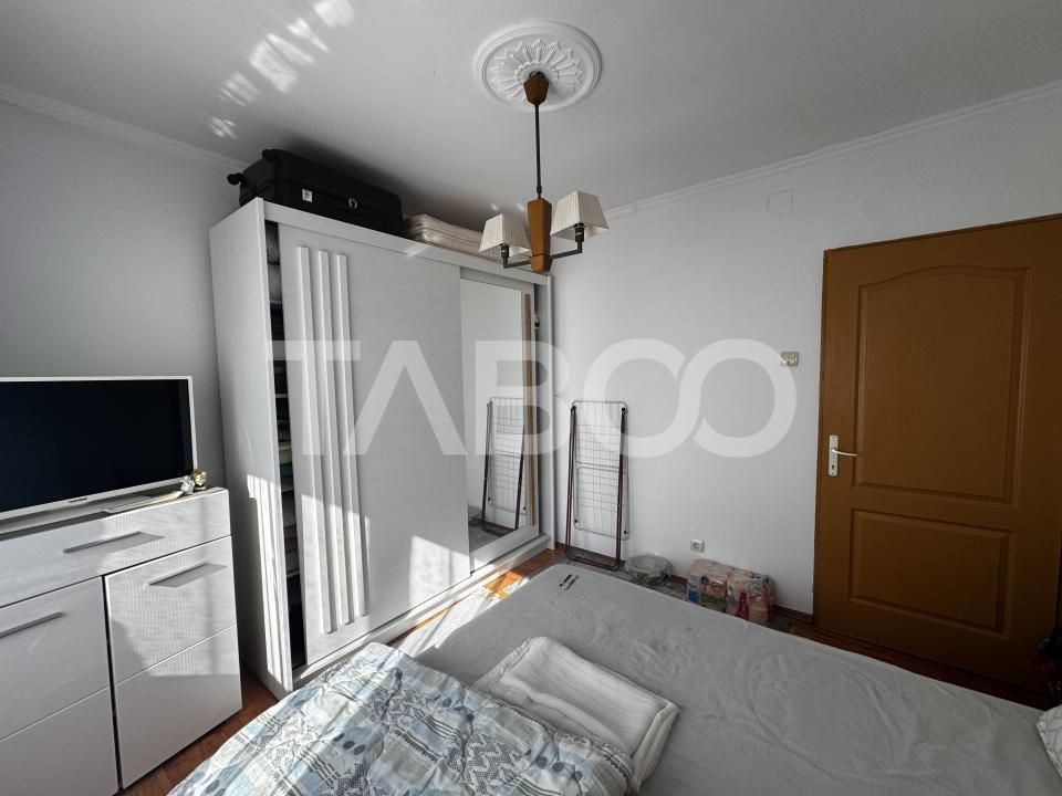 COMISION 0 - Apartament 4 camere 2 bai pivnta si balcon 8 mp Cisnadie – fotografia 17 din 19
