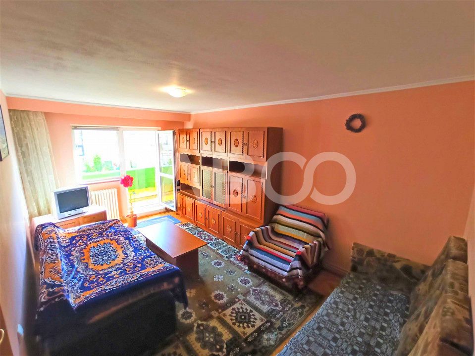 Apartament de vanzare 4 camere 75mp cu 2 balcoane Mihai Viteazul Sibiu – fotografia 2 din 10