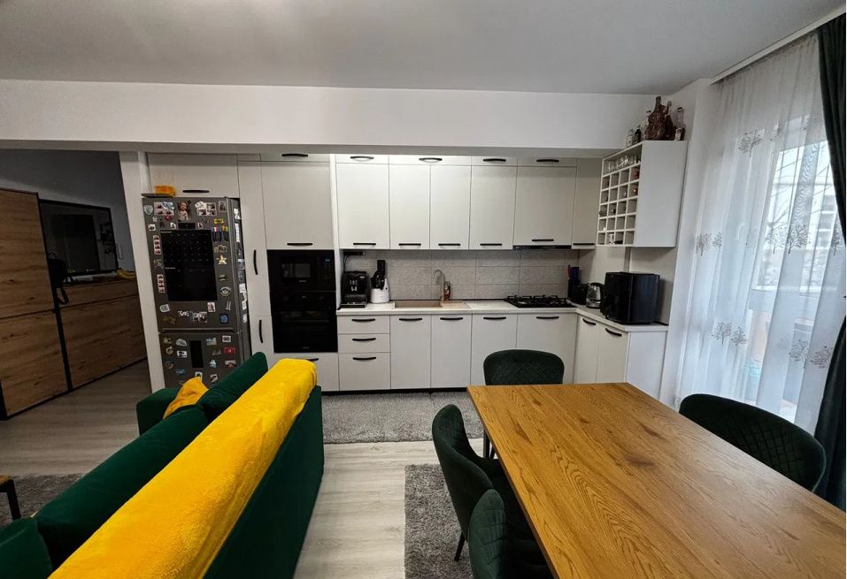 Apartament 3 camere | 2 băi | 75mp | mobilat modern | Eroilor – fotografia 1 din 7