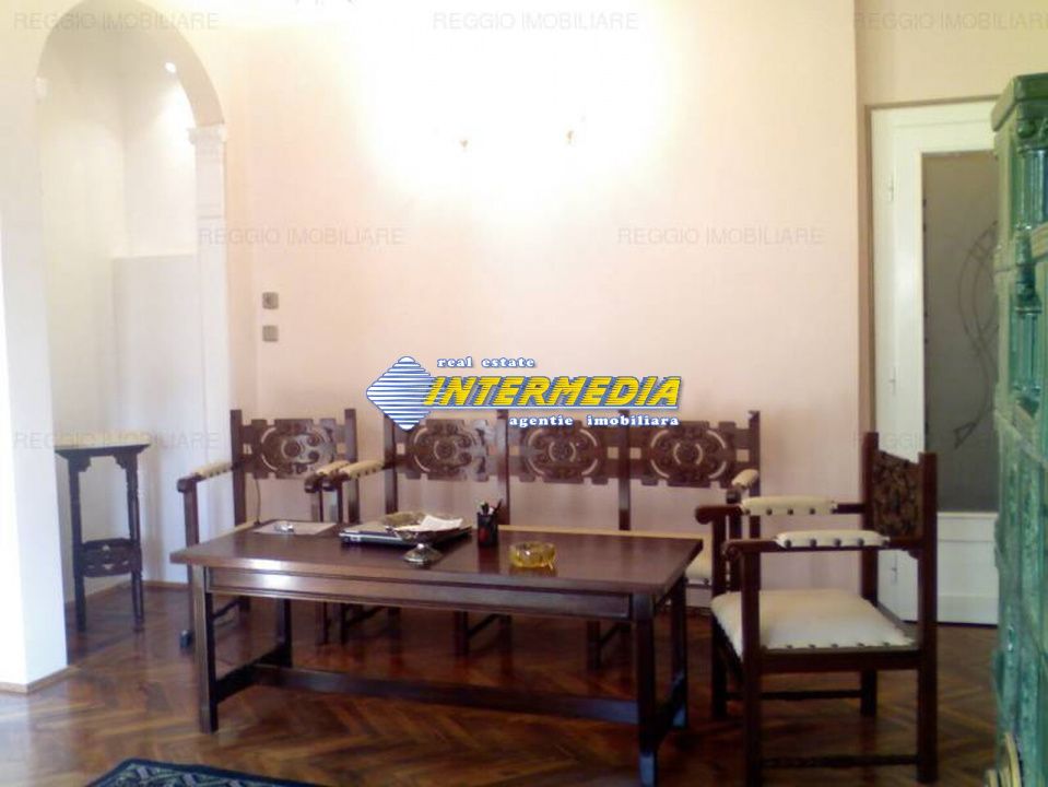 Casa de vanzare 5 camere Centru Alba Iulia – fotografia 5 din 10