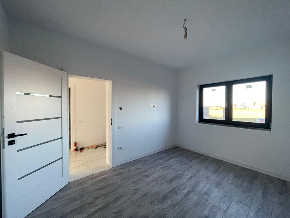 Duplex despartit prin camera tehnica  finisaje premium Mosnita – fotografia 6 din 19