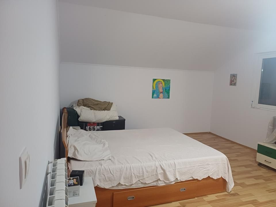 Vilă 4 camere cu garaj dublu, teren 500 mp, Albota – zonă centrală – fotografia 6 din 7