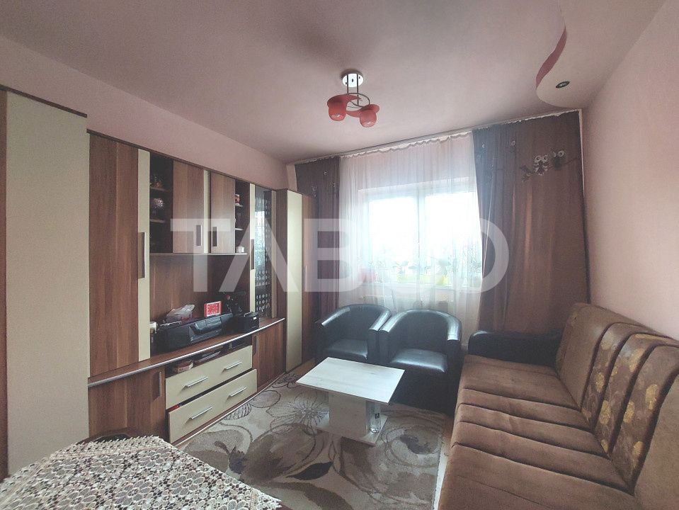 Apartament de inchiriat 3 camere 72 mp balcon Mihai Viteazul Sibiu – fotografia 4 din 12