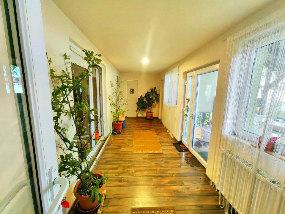 Casa Inedita , 300 mp utili, P+M,  5 bai, 6 dormitoare , 1975 mp teren,  Sacalaz – fotografia 46 din 91