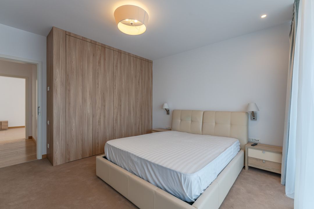 Penthouse Spectaculos | Jacuzzi | Vedere Panoramică | 4 Camere – fotografia 16 din 27