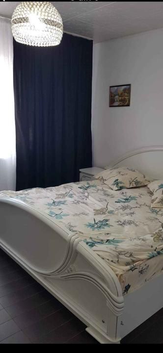 Inchiriere apartament 3 camere Central – fotografia 4 din 6