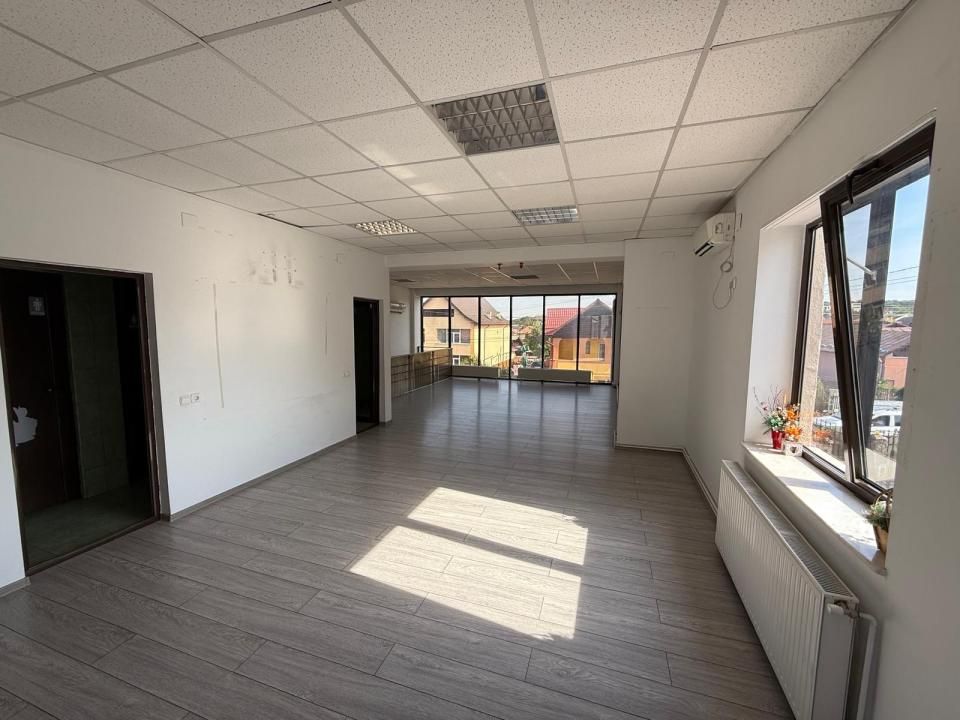 Spațiu Generos și Modern în Cartierul Găvana – Confort și Posibilități Nelimitat – fotografia 19 din 26