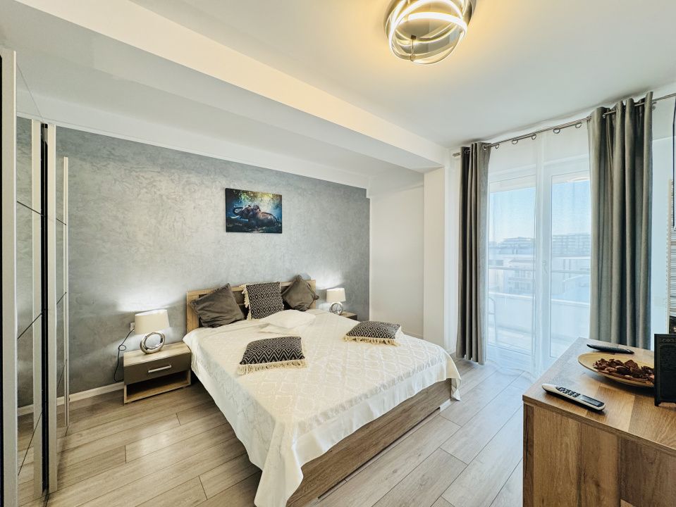 Apartament cu 3 camere complet mobilat si utilat, vedere spre  Mare – fotografia 8 din 18