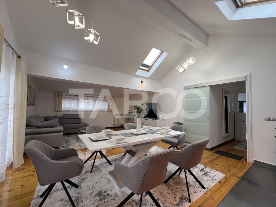 Apartament 5 camere 2 bai de vanzare la cheie in Manastur zona VIVO – fotografia 2 din 17