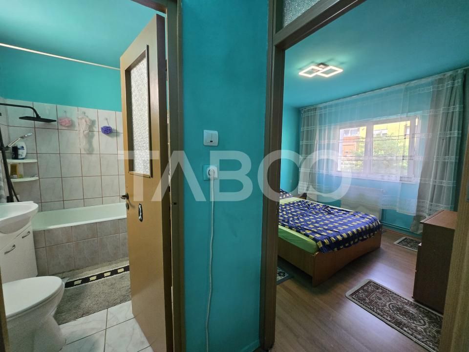 Comision 0 Apartament 3 camere de vanzare decomandat etaj 2 V.Aaron – fotografia 13 din 19