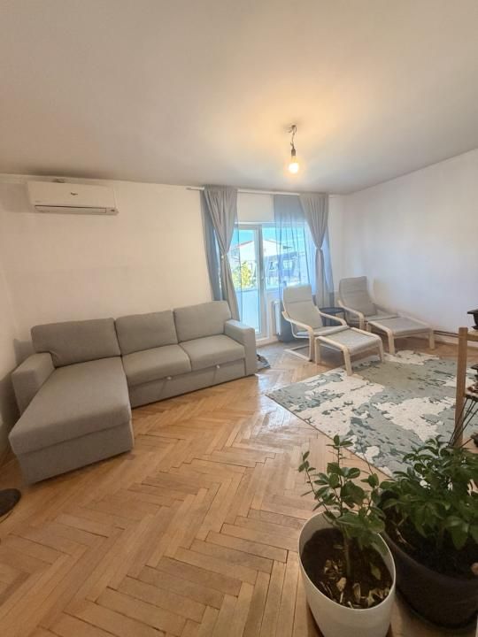Apartament decomandat, 2 camere, 52 mp - Bucovinei – fotografia 2 din 11
