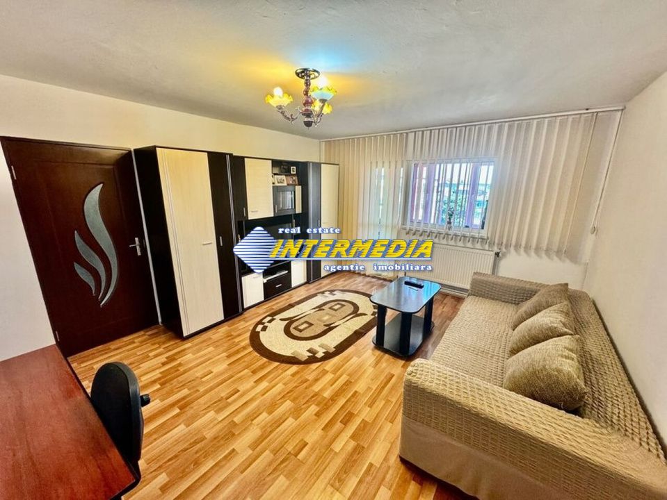 Apartament cu 2 camere de vanzare in Alba Iulia Cetate Piata mobilat si utilat – fotografia 14 din 15