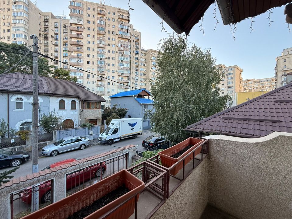 Vila individuală Decebal/ Piata Alba Iulia/ 5 camere/ curte/  ideal birou – fotografia 18 din 20