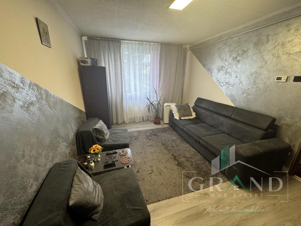 Ap 2 camere | balcon – zona semicentrală / Piața Abator – fotografia 9 din 17