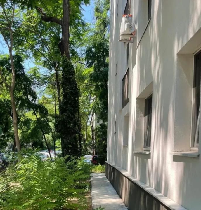 2 Camere de vanzare | Crangasi | Metrou | Parter | Bloc izolat 1982 – fotografia 3 din 6
