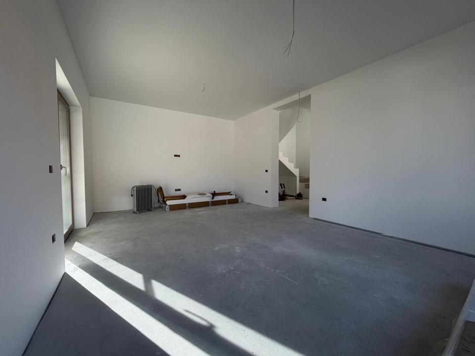 COMISION 0 | Casa individuala | Toate utilitatile | Curte generoasa | Garaj | – fotografia 6 din 18