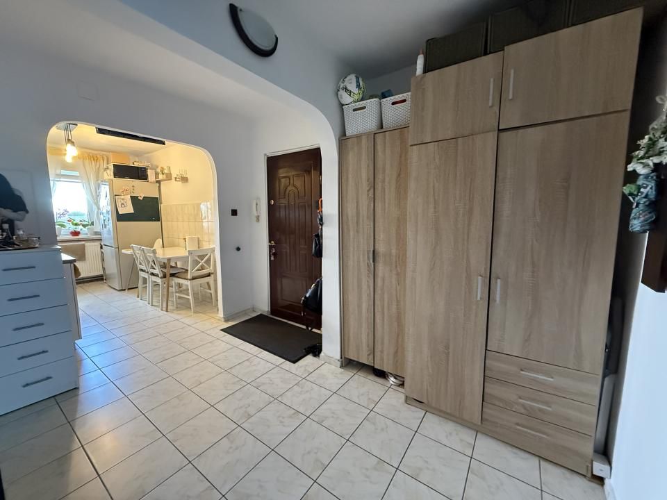 Apartament cu 3 camere, decomandat - Lipovei – fotografia 9 din 9