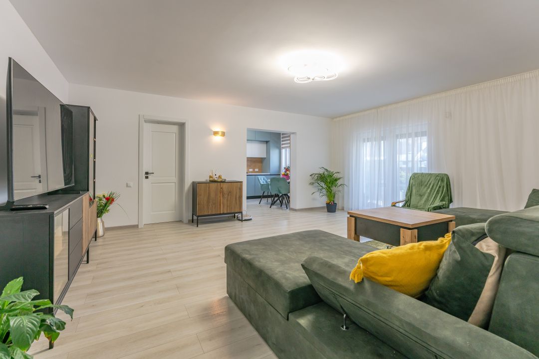 Casa in Harman, cu 4 dormitoare, terasa generoasa si teren de 652 mp – fotografia 13 din 39