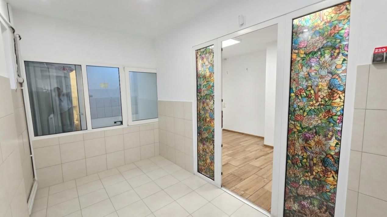2 spatii comerciale de inchiriat | Titulescu stradal | 56mp + 64mp = 120mp – fotografia 13 din 17