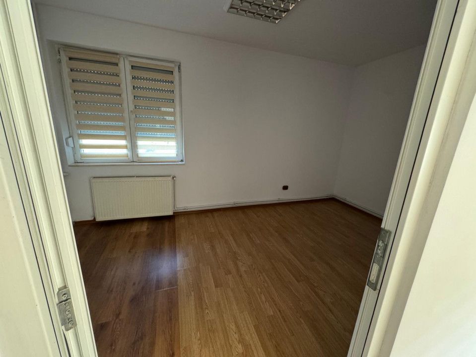 Apartament 2 camere ultracentral – lângă Primăria Pitești – fotografia 3 din 6