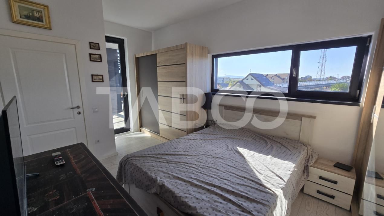 Penthouse de inchiriat 3 camere 2 bai si terasa de 107mp in Piata Cluj – fotografia 9 din 14