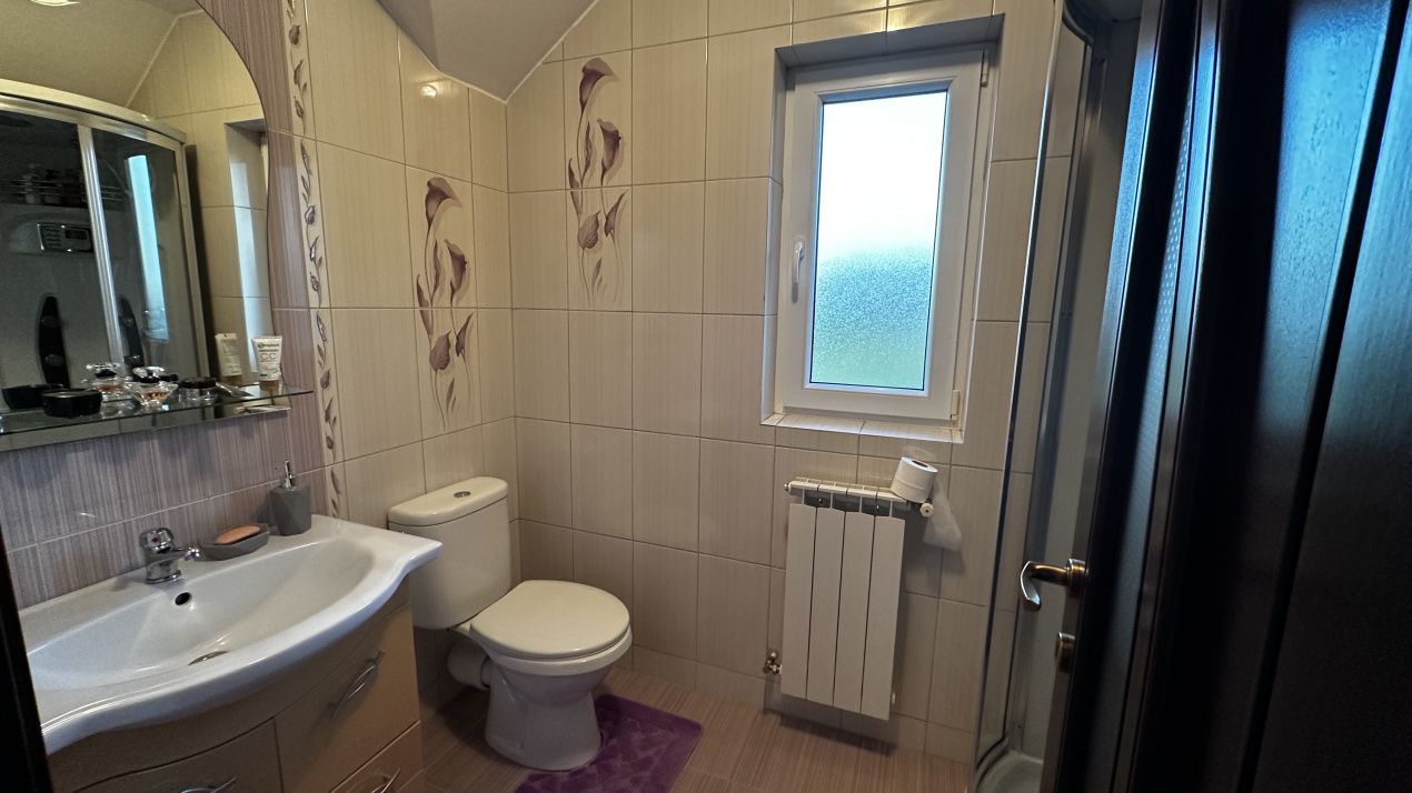 Casă Superba | CETATE Izvorului | 326 mp Teren | Curte | Terasă | Grădină – fotografia 41 din 51