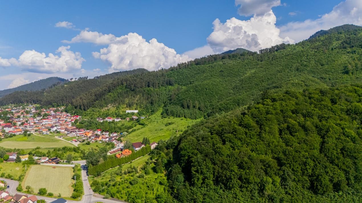 Teren pentru construcții în Bunloc, cu potențial imens – fotografia 9 din 12