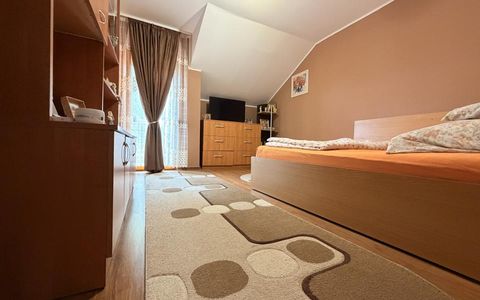 Casa individuala 300 mp, utili, 1100 mp gradina - Sag