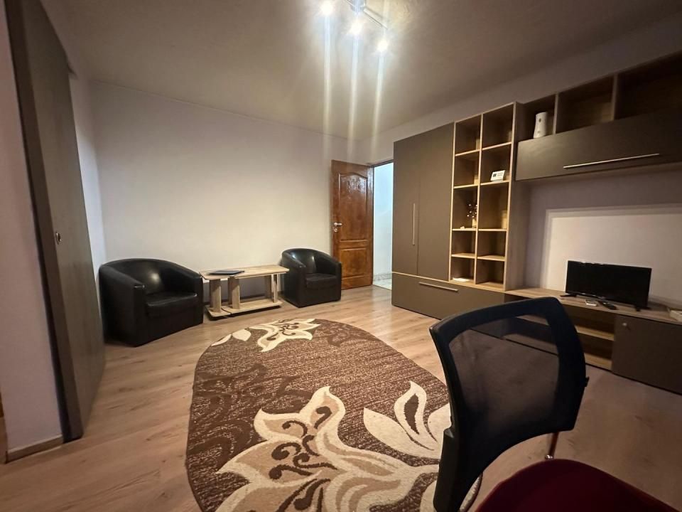 2 camere | etaj 1 | centrala proprie | mobilat si utilat | zona excelenta | – fotografia 2 din 11