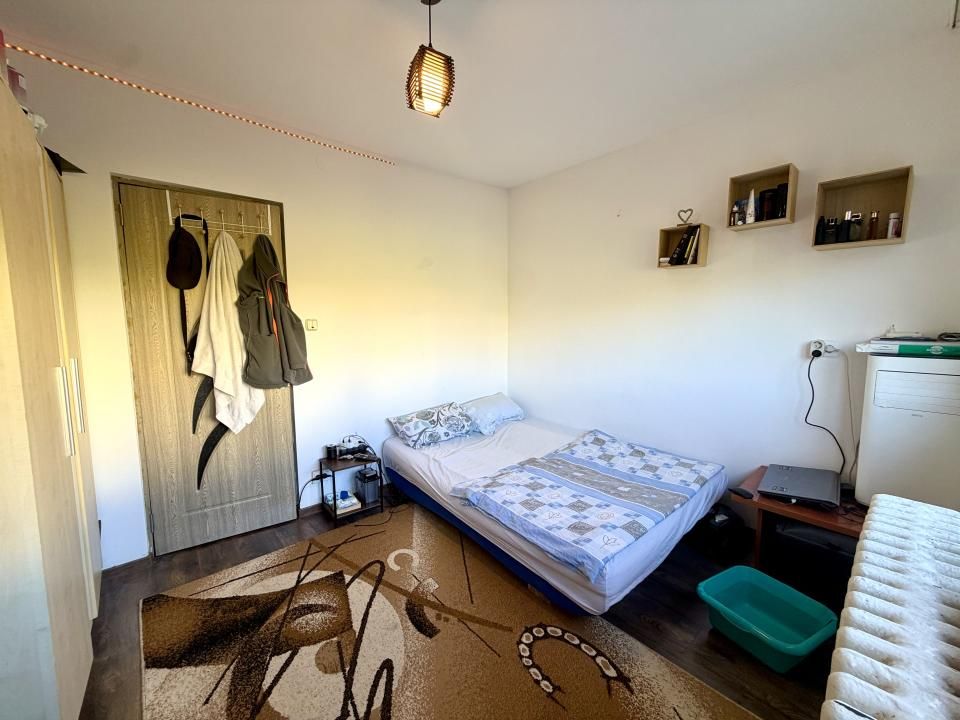 Garsoniera 16 mp utili, etaj 2, mobilata - Zona UMT – fotografia 1 din 5