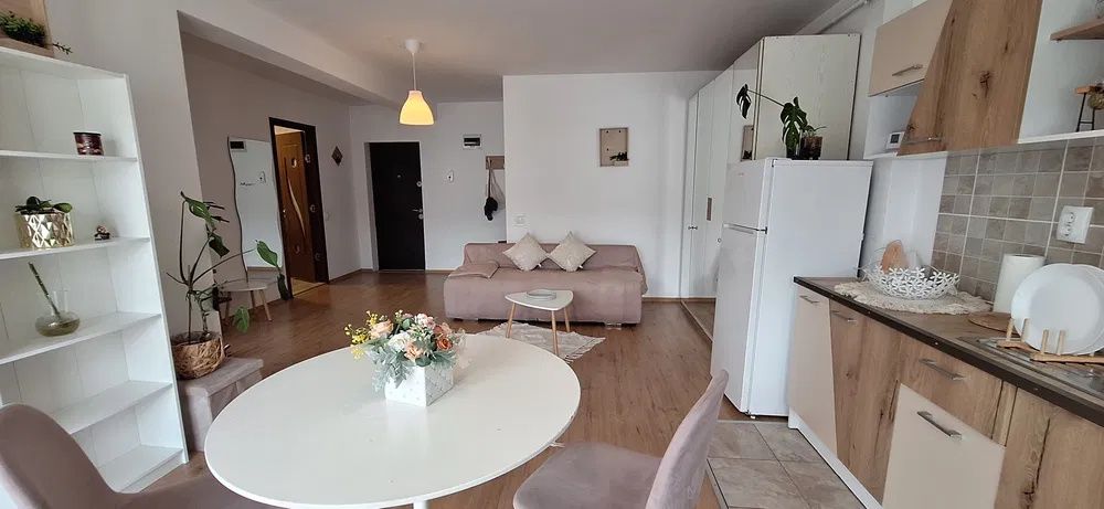 Apartament modern cu 2 camere, parcare și balcon generos – de închiriat – fotografia 2 din 6
