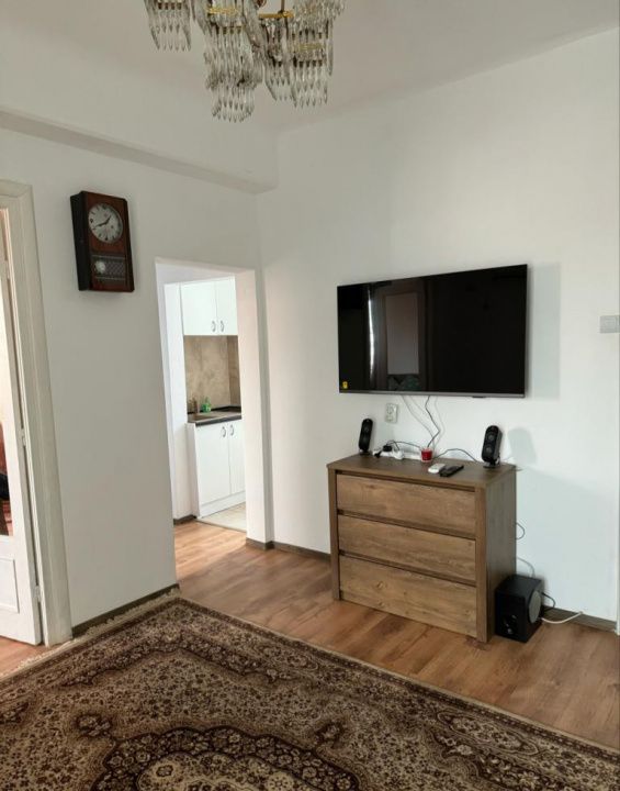 2 Camere de vanzare | Cismigiu | Metrou | Centrala Proprie | Renovat – fotografia 3 din 8