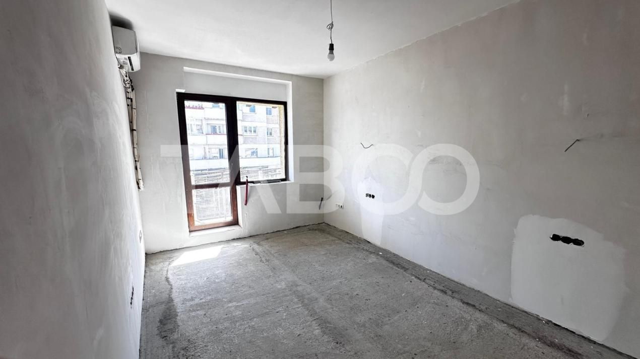 De vanzare apartament 3 camere 56mp nemobilat cu balcon Central – fotografia 4 din 6