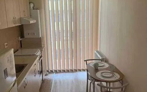 Apartament de vanzare 1 camere 40 mp zona Floresti Porii