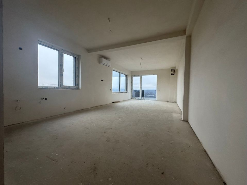 Duplex 202 mp + rooftop 72 mp, curte 180 mp, cartier Voronet – fotografia 13 din 18